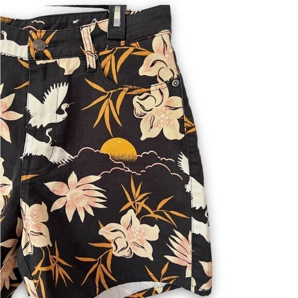 Quiksilver Womens Drift Away Shorts size 29 - Picture 3 of 10